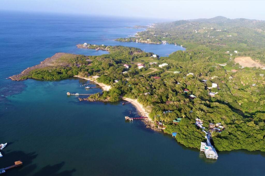 The Dock Resort Over Water Retreat Вест-Энд Экстерьер фото